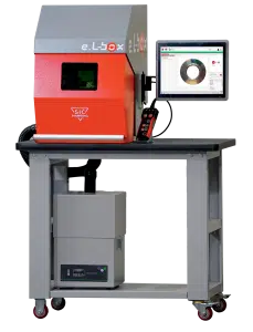 e.L-BOX è una stazione di marcatura laser all-in-one. Offre un'interfaccia intuitiva e facile da usare, semplificando l’utilizzo per gli operatori