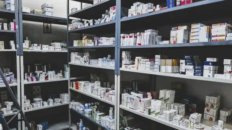 Pharmaceutical traceability with laser technology: safety and regulatory compliance